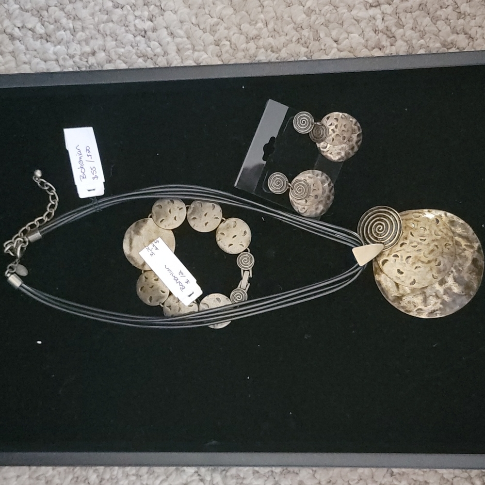 Necklace, bracelet and earrings